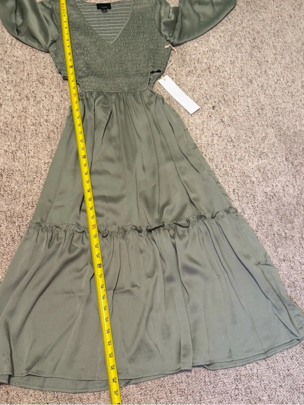NWT Lumiere Olive Green Maxi Dress Smocked Bodice Side Cut-Out Tiered VNeck Med - Picture 8 of 12